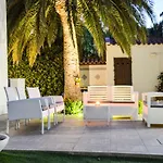 Villa Almyra